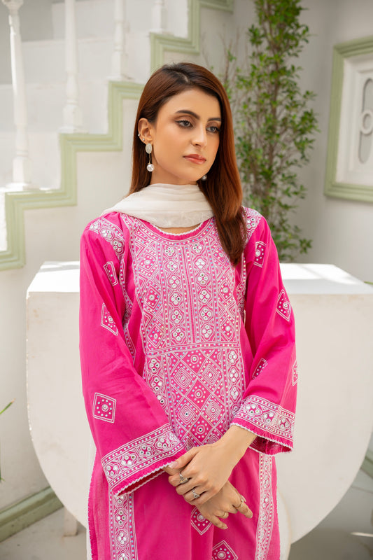 Hot Pink Ari Work Kurti with Dupatta by Rameen Roshany