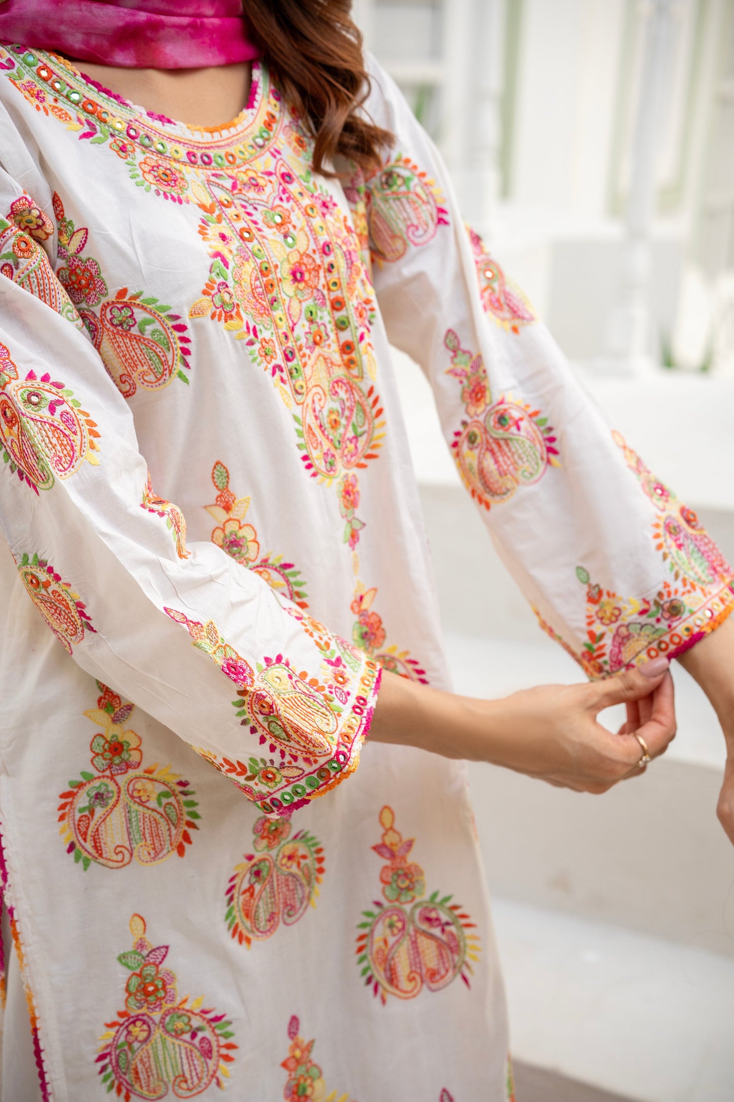 Off White Hand Embroidered Kurti with Dupatta – Stitched