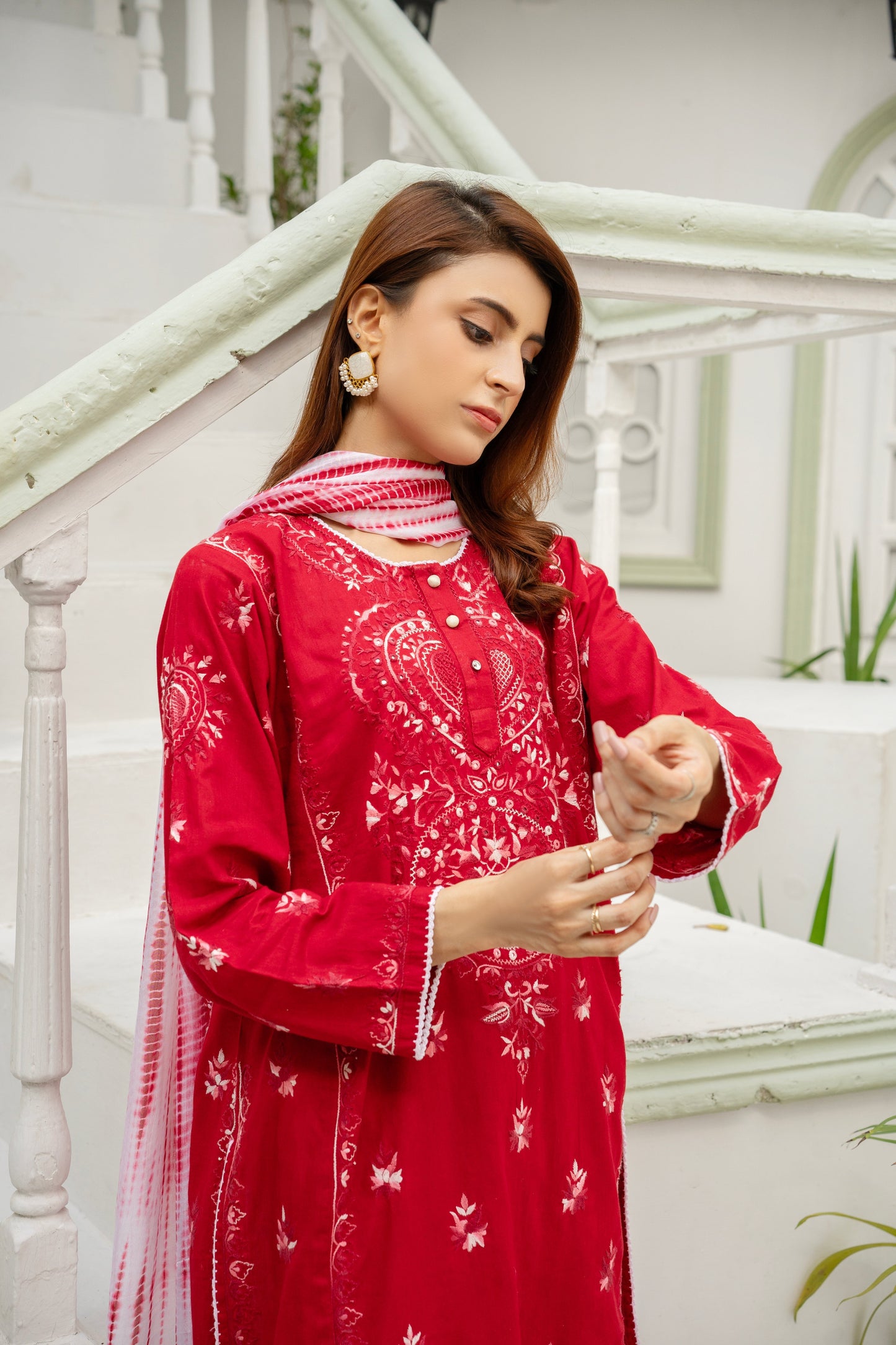 Maroon Hand Embroidered Kurti with Dupatta – Stitched