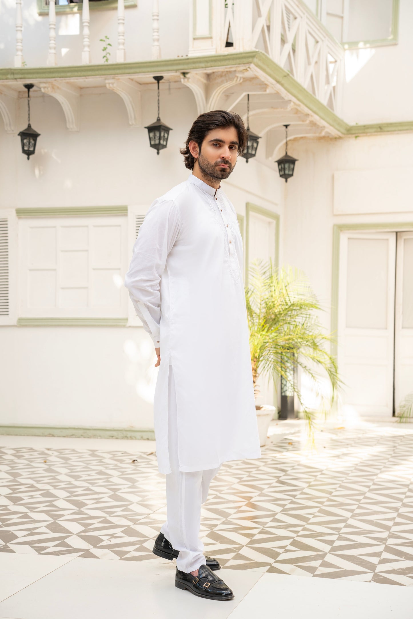 White Ari Work Kurta Set – Stitched