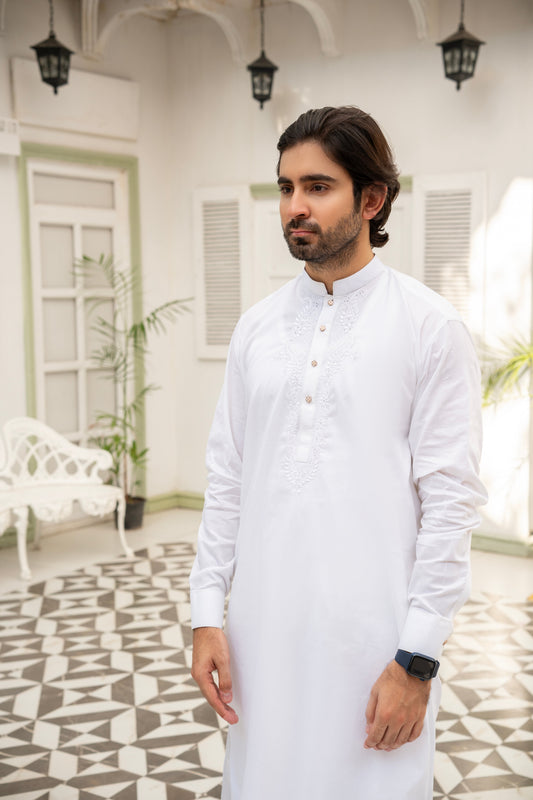 White Ari Work Kurta Set – Stitched