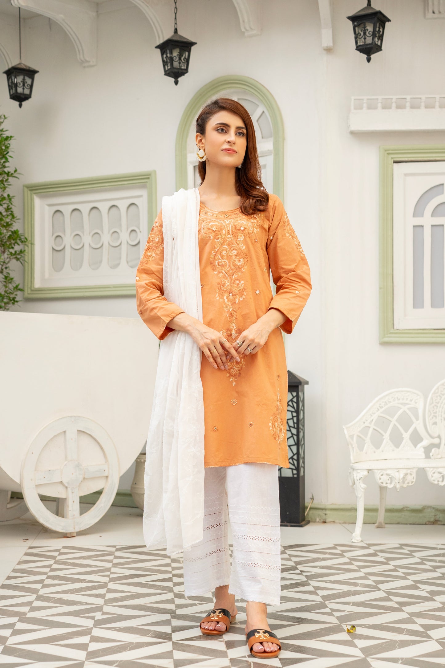 Caramel Hand Embroidered Kurti with Dupatta – Stitched
