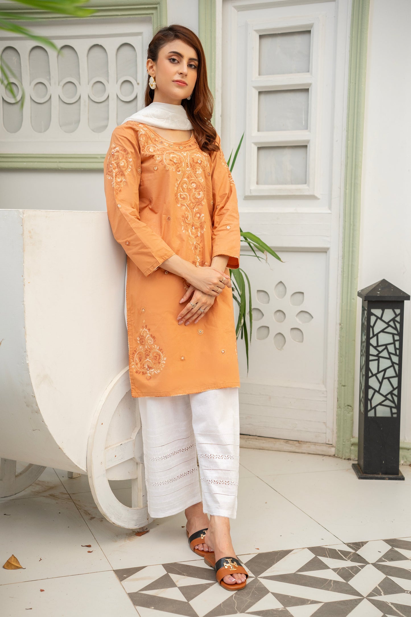 Caramel Hand Embroidered Kurti with Dupatta – Stitched