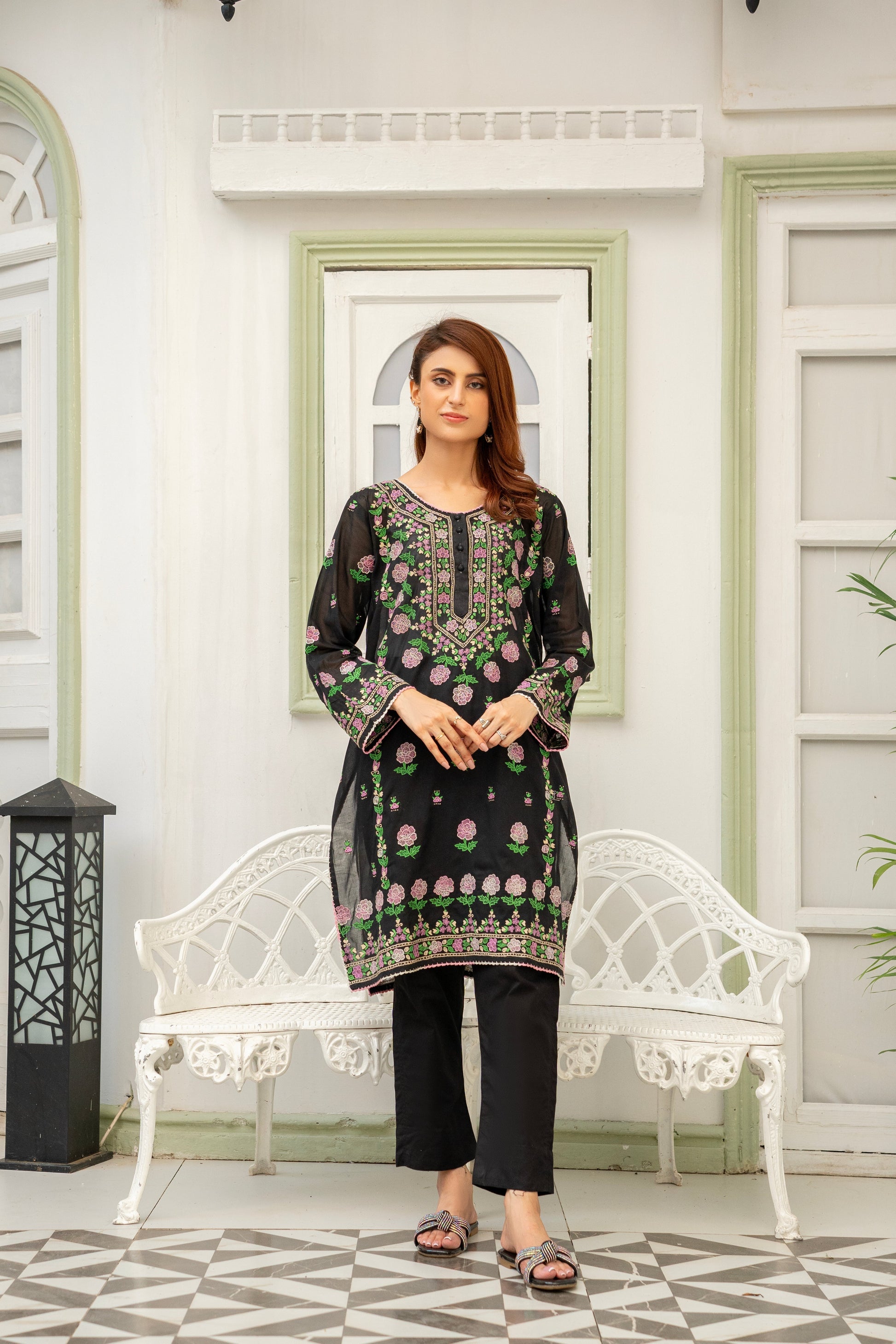 Black Floral Hand Embroidered Kurti - Rameen Roshany