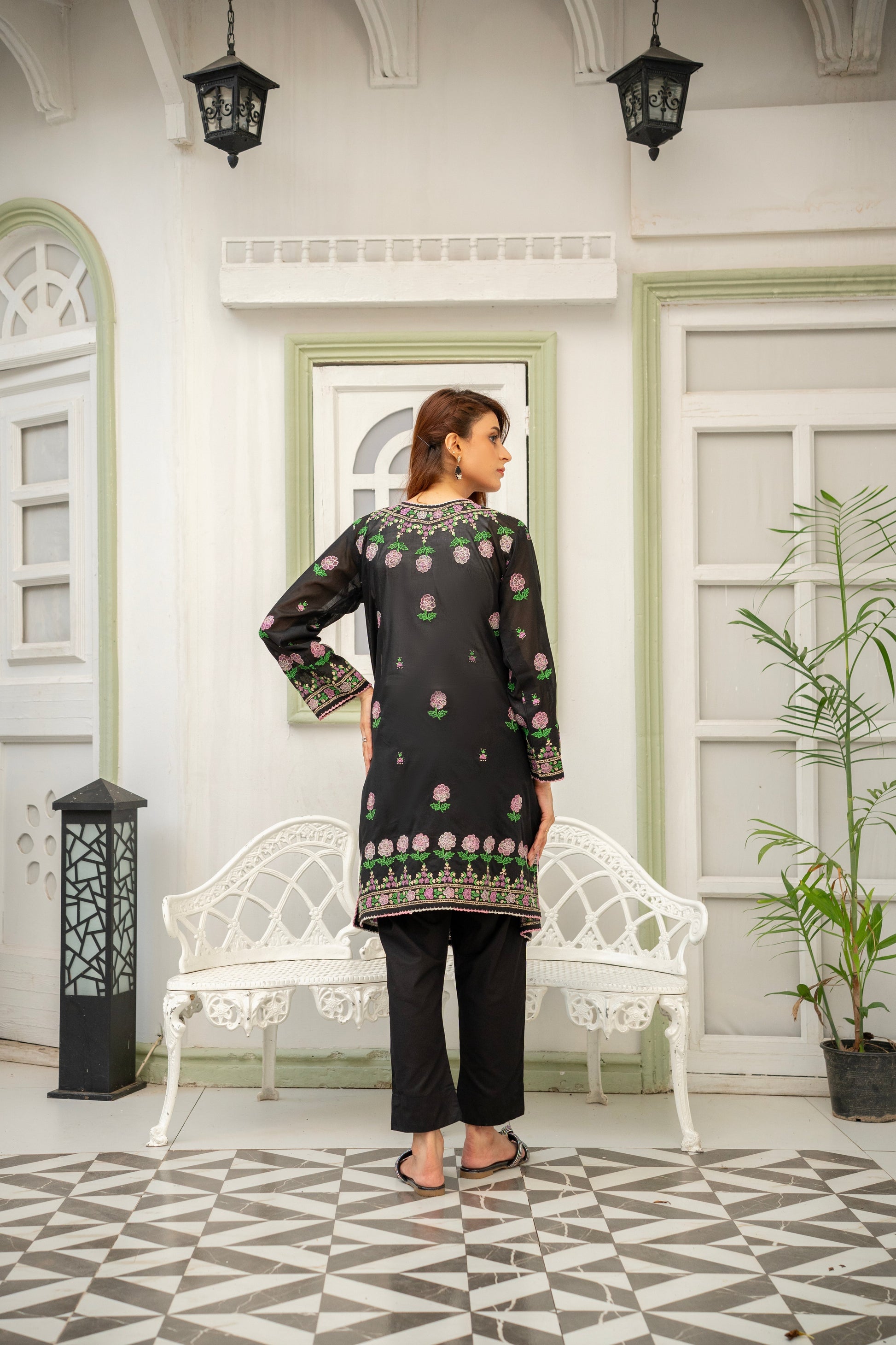Black Floral Hand Embroidered Kurti - Rameen Roshany