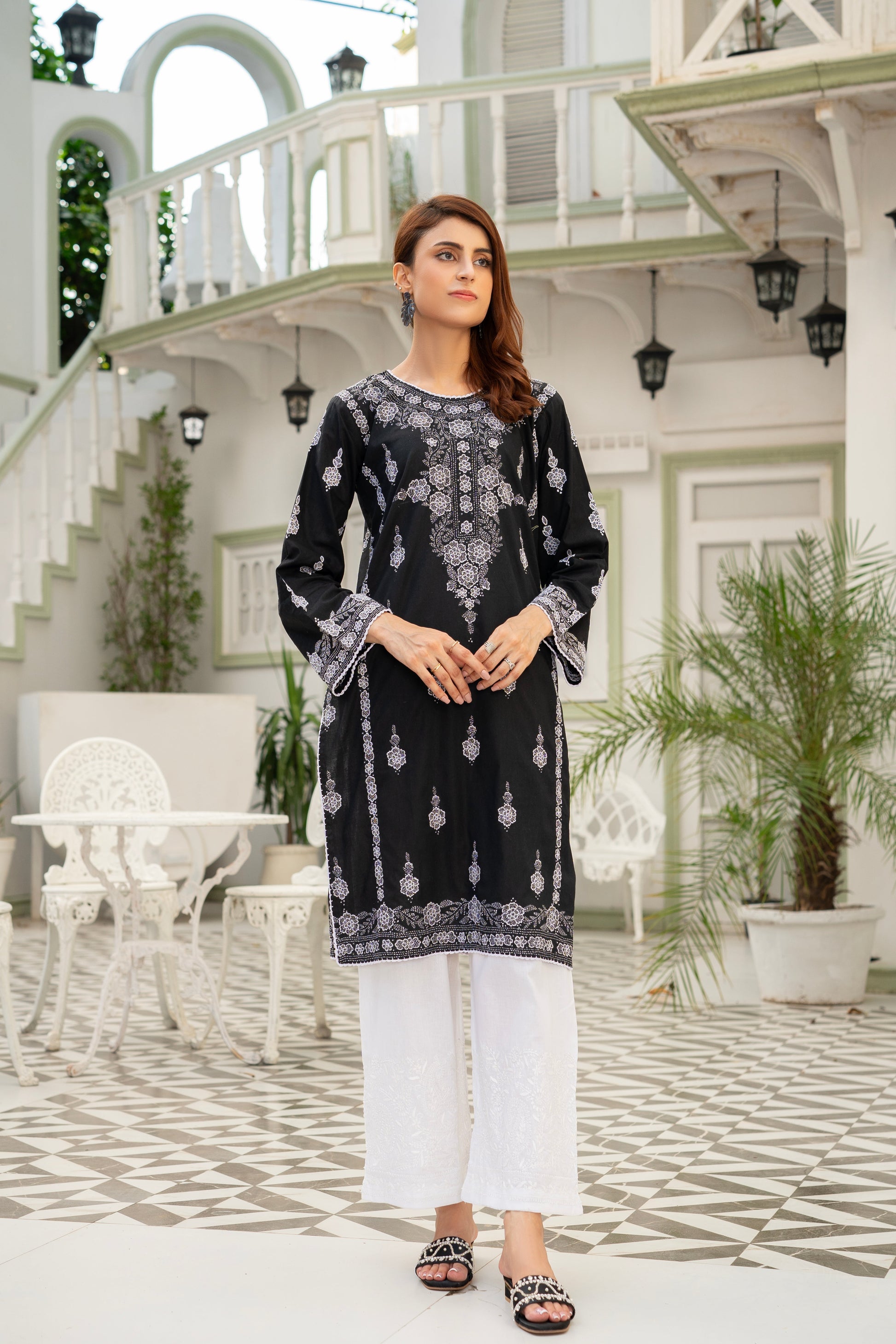 Black Hand Embroidered Kurti - Rameen Roshany
